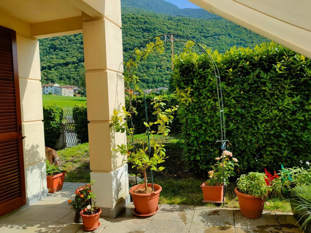 Villa Rosmarino 300 Mt From The Beach Colico Exterior foto